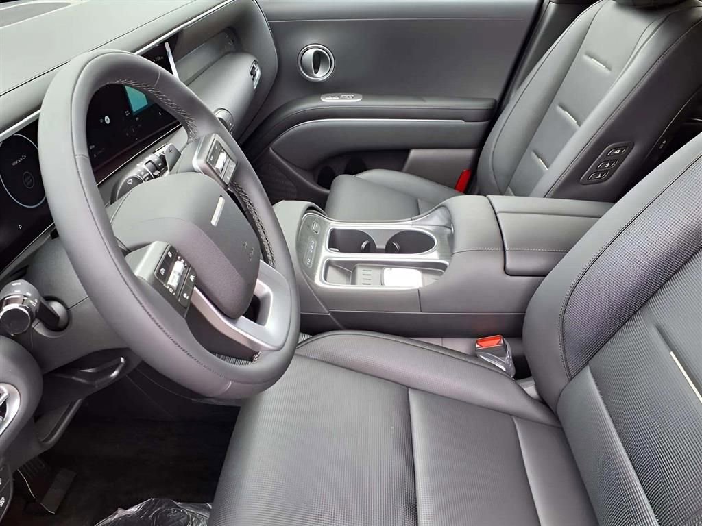 New 2026 Hyundai Palisade Calligraphy image 13