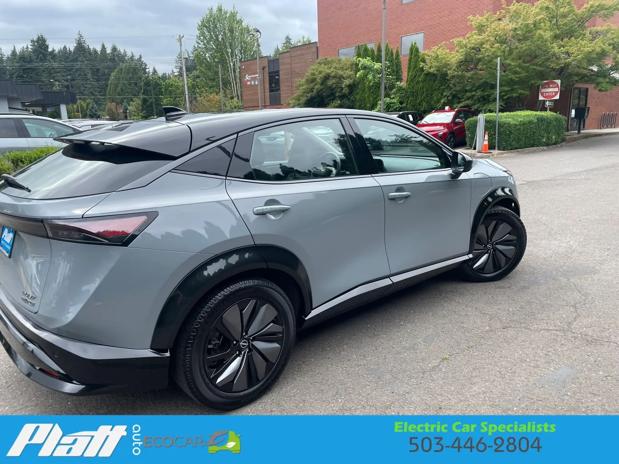 Used 2023 Nissan Ariya AWD image 11