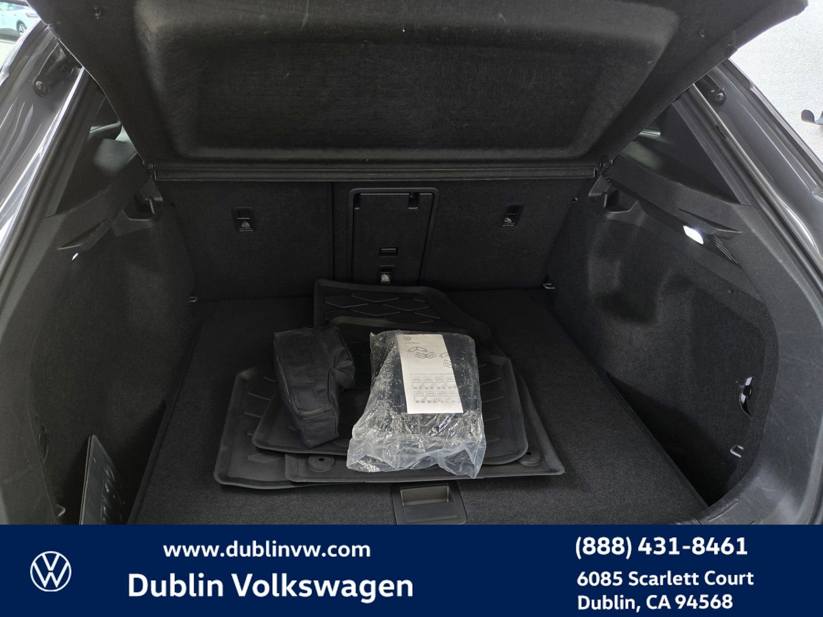 Used 2023 Volkswagen ID.4 Pro S RWD image 24