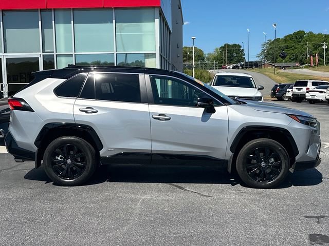 Used 2024 Toyota RAV4 XSE AWD/4WD image 2