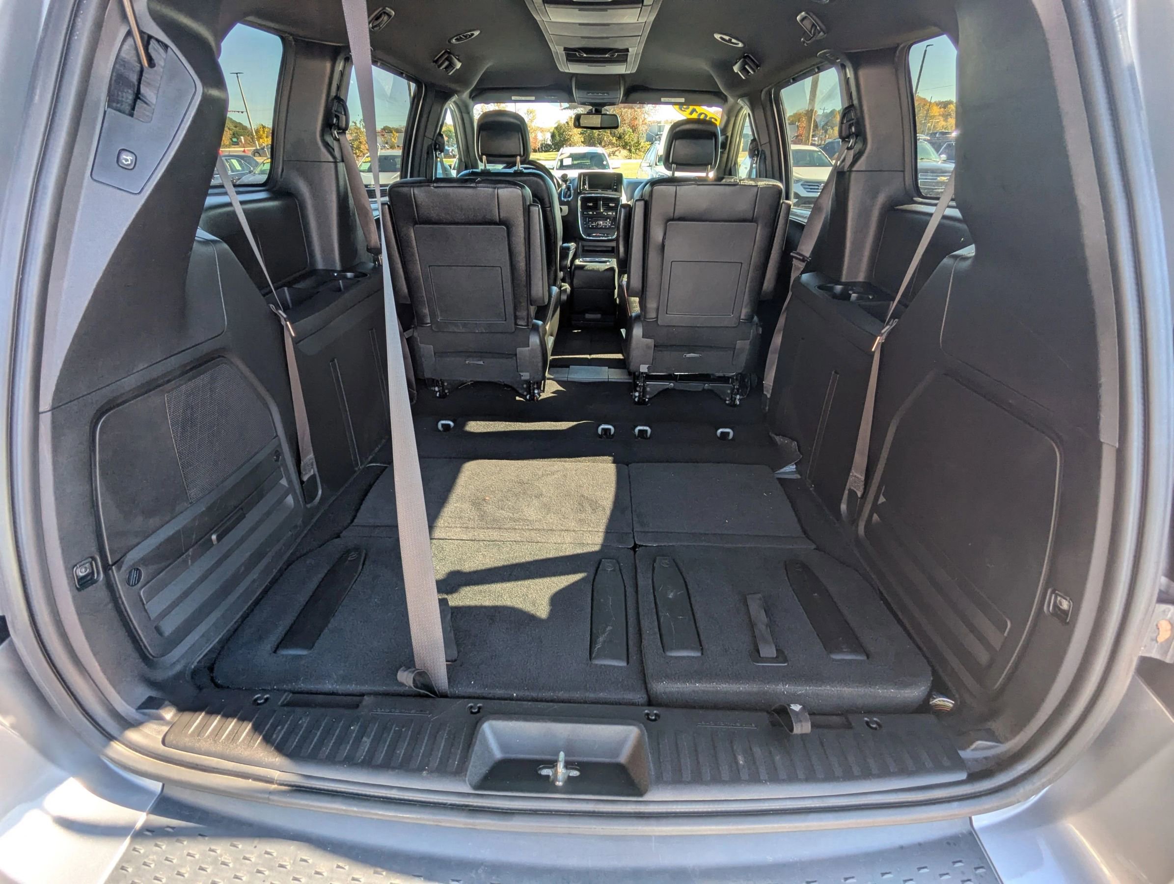 Used 2019 Dodge Grand Caravan GT image 9