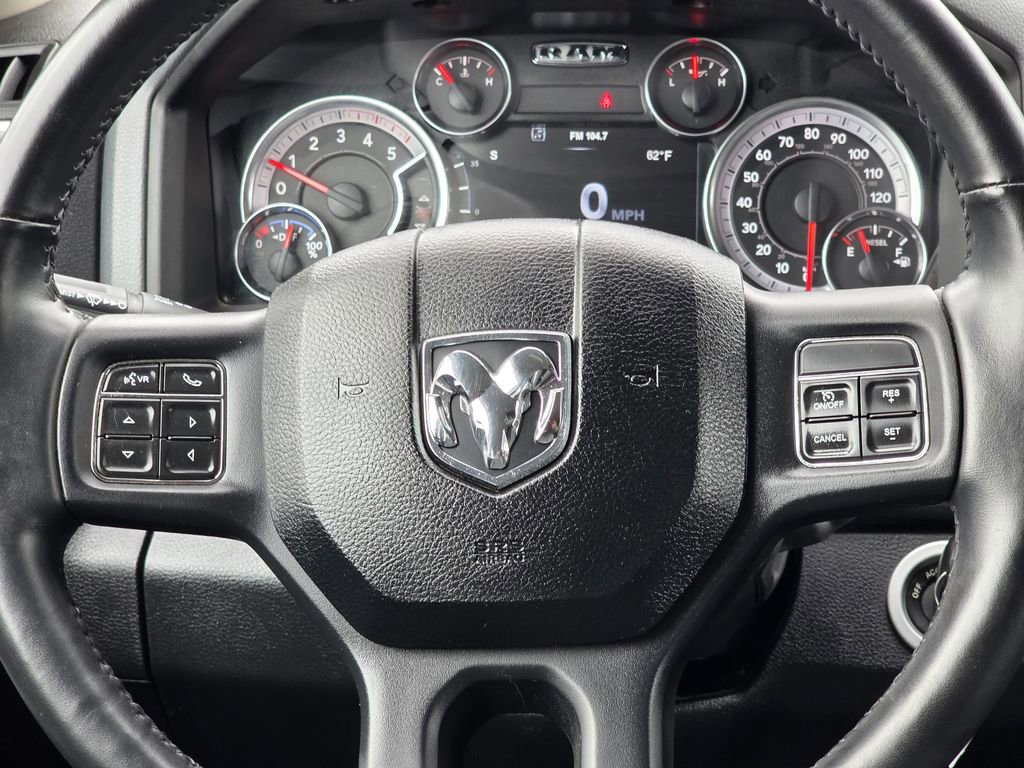 Used 2018 RAM 3500 Big Horn AWD/4WD image 16