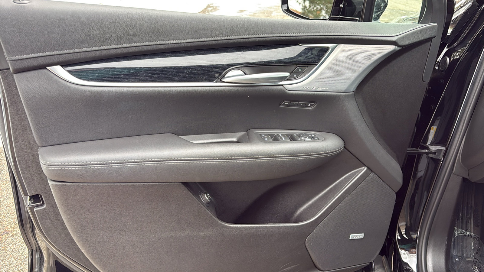 Certified 2025 Cadillac XT5 Premium Luxury image 10