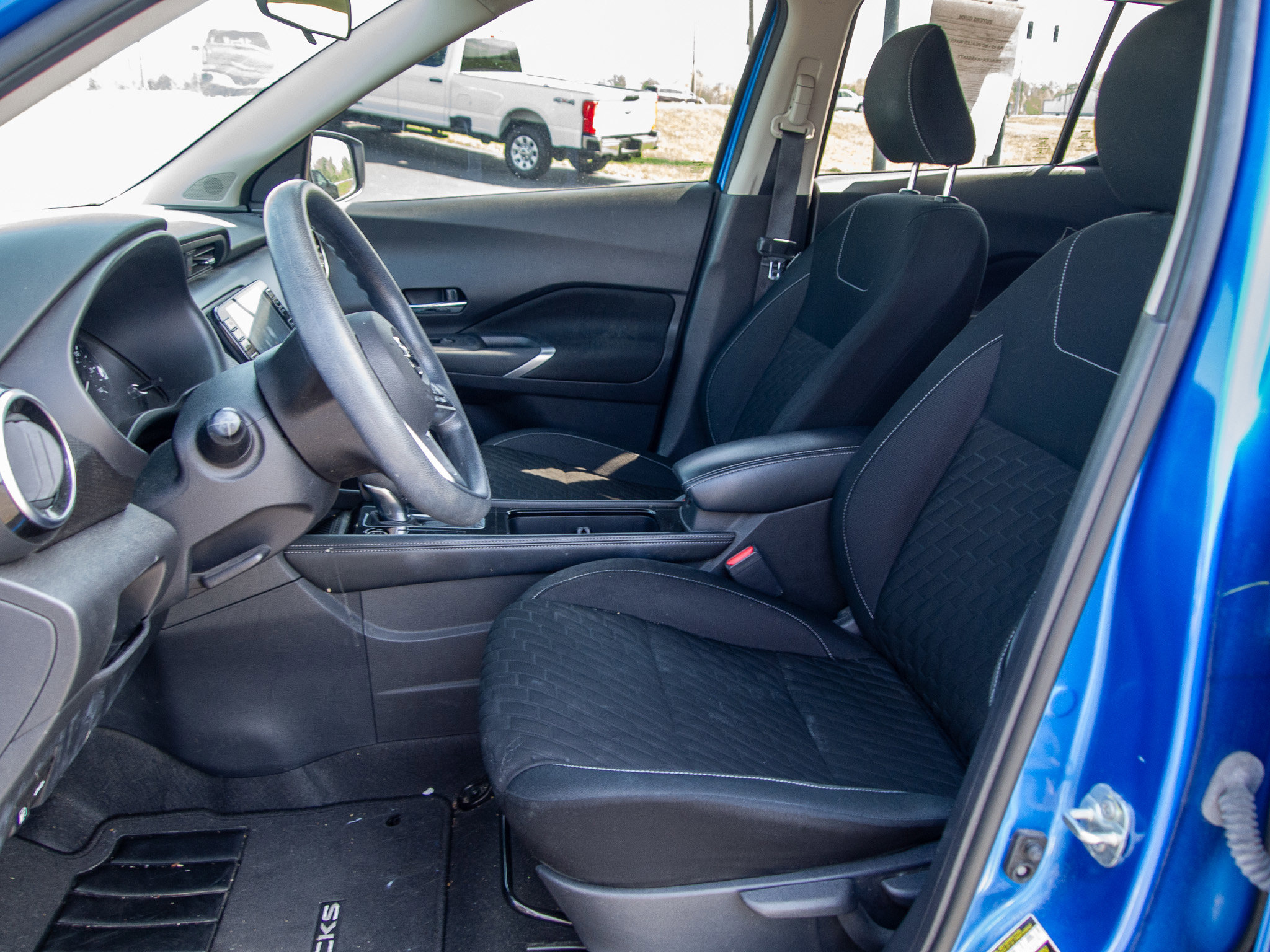 Used 2021 Nissan Kicks SV FWD image 13