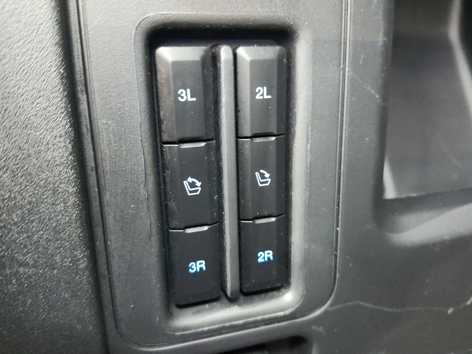 Used 2025 Ford Expedition Active AWD/4WD image 57