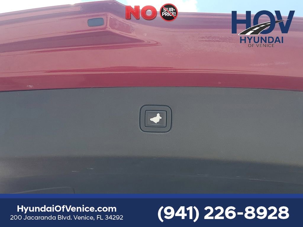 Used 2019 Chevrolet Blazer Premier w/ Sun and Wheels Package FWD image 12