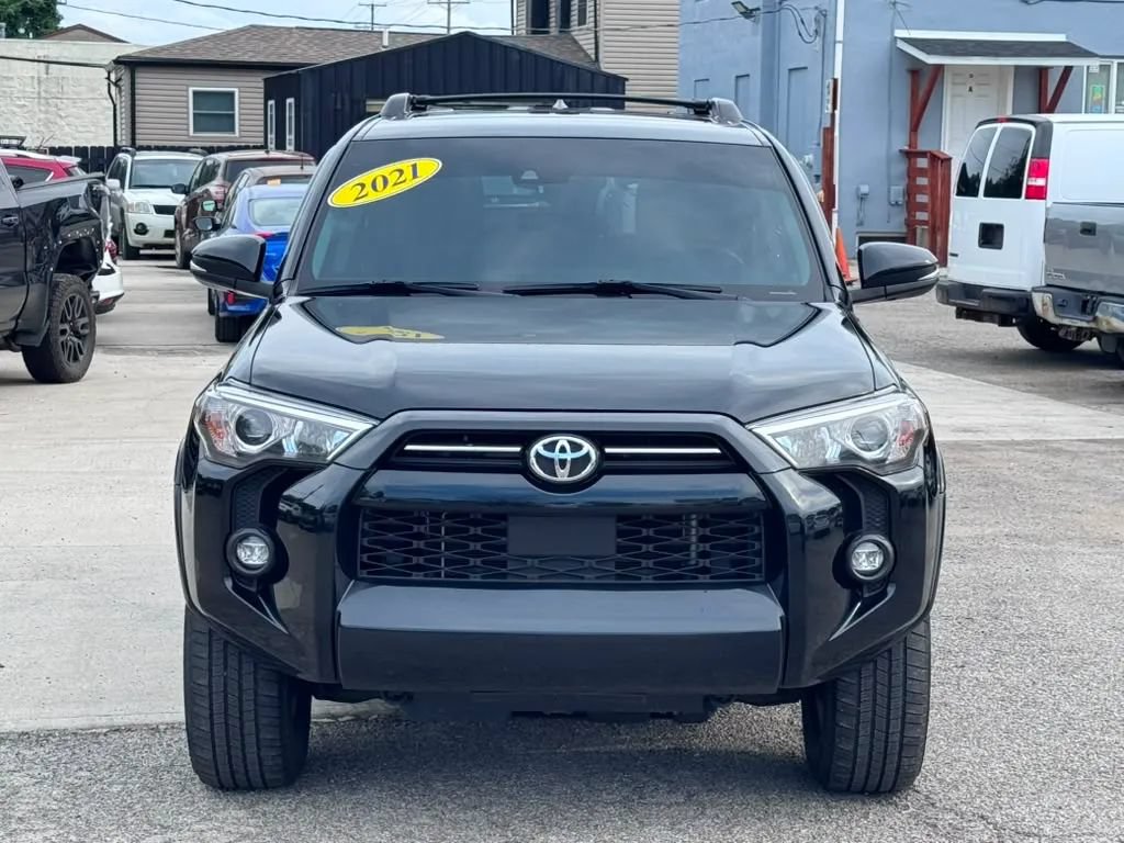 Used 2021 Toyota 4Runner SR5 Premium w/ Moonroof Package AWD/4WD image 8