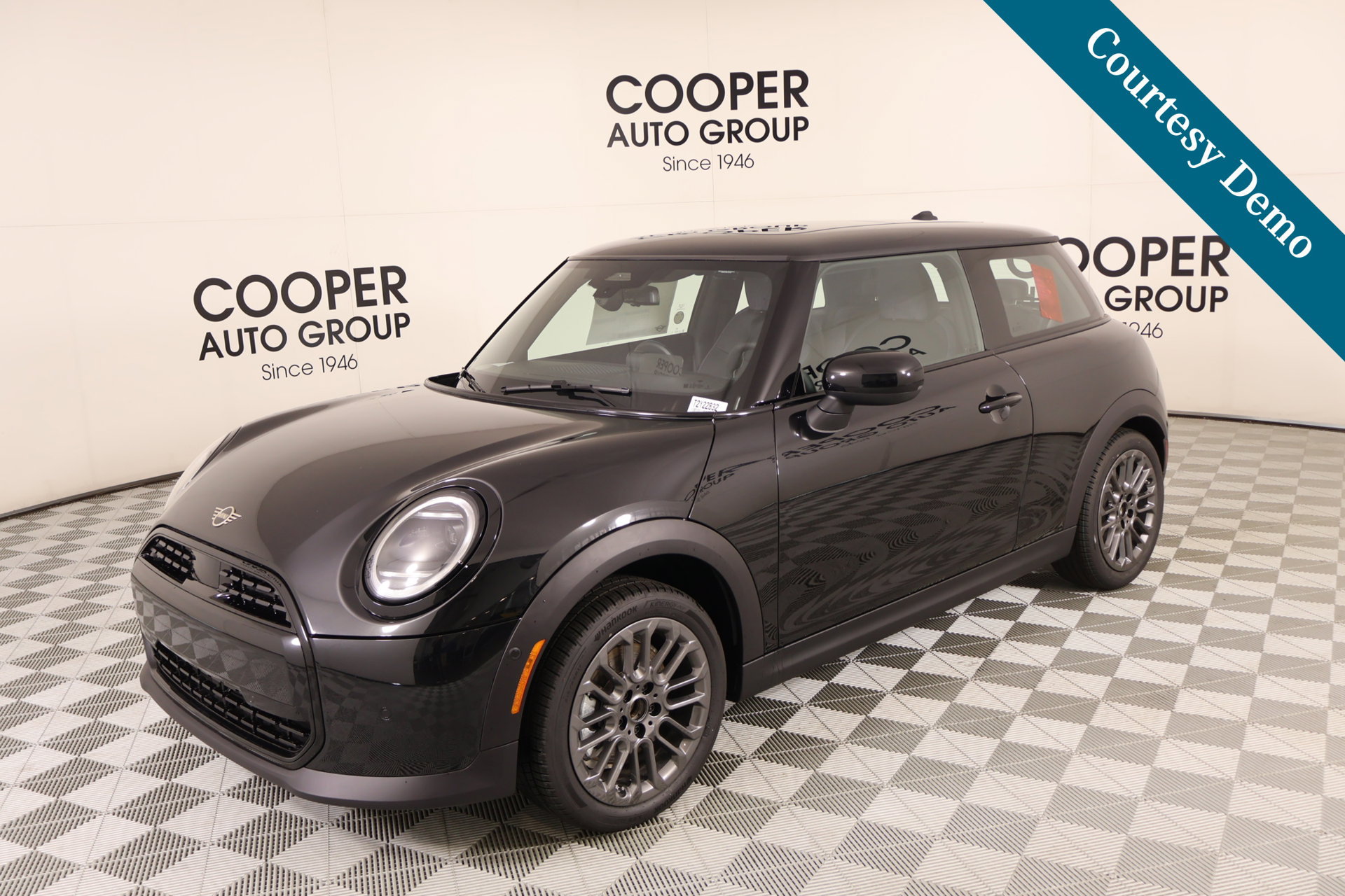 New 2026 MINI Cooper 2-Door Hardtop FWD image 10