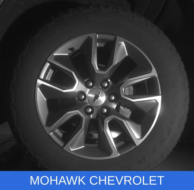 Used 2025 Chevrolet Silverado 1500 RST w/ RST All Star Premium Package AWD/4WD image 10