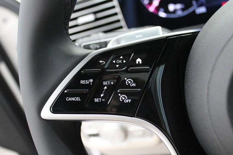 New 2025 Mercedes-Benz GLE 580 4MATIC image 11