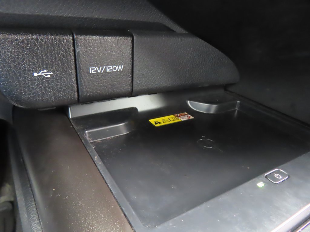 Used 2023 Toyota Camry XSE image 11