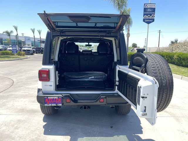 Used 2021 Jeep Wrangler Unlimited Sahara AWD/4WD image 26