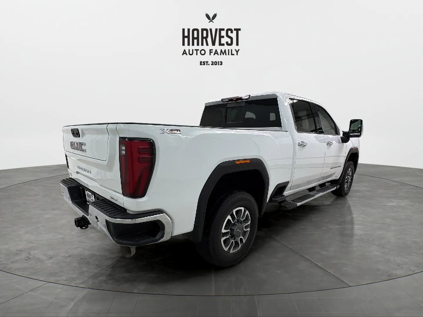 Used 2024 GMC Sierra 2500 SLT w/ SLT Convenience Package image 6