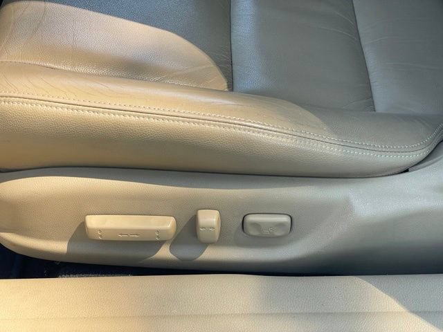 Used 2012 Honda Accord EX-L image 12