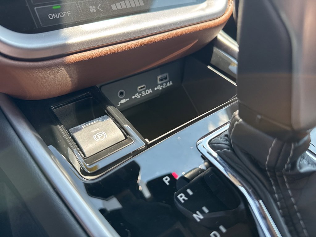 New 2025 Subaru Outback Touring XT image 17