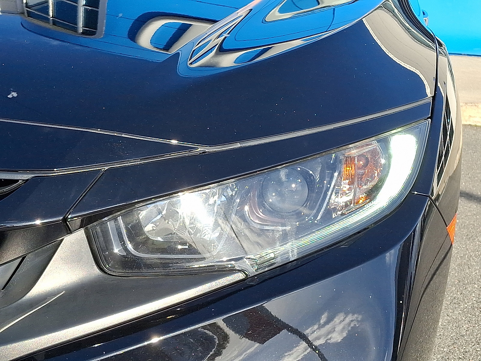 Used 2021 Honda Civic LX image 9