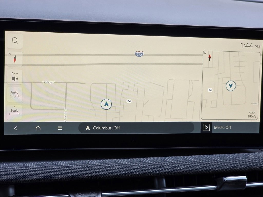 Used 2025 Hyundai Santa Cruz Limited image 32