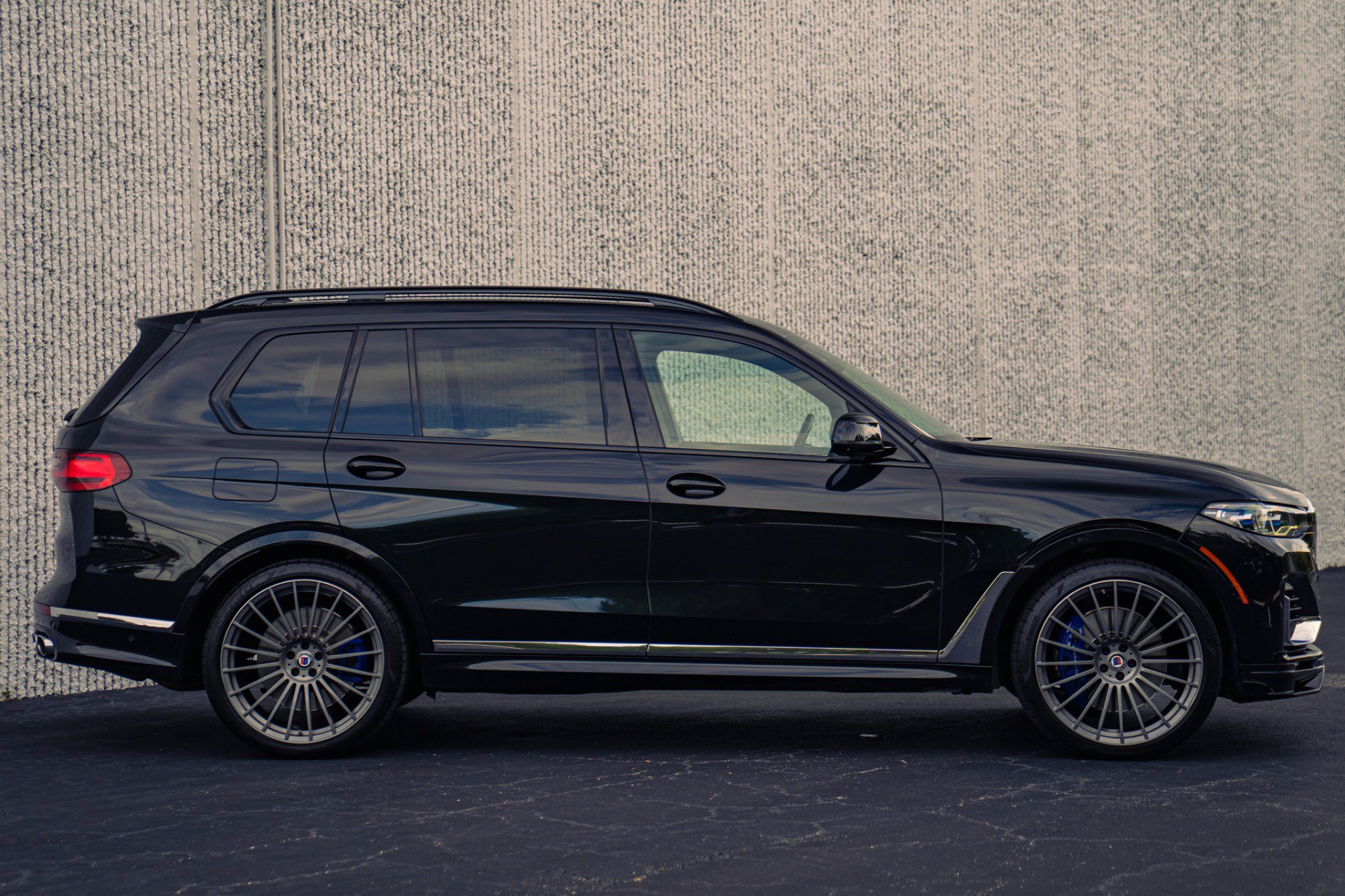 Used 2021 BMW ALPINA XB7 AWD/4WD image 48