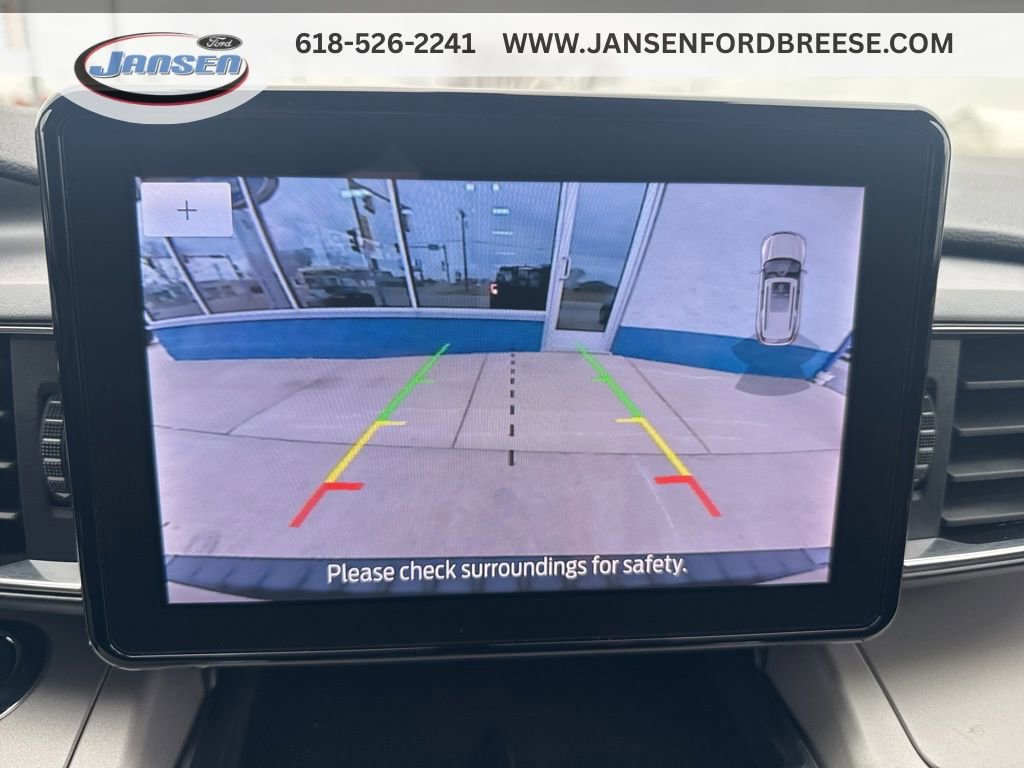 Used 2023 Ford Explorer XLT w/ Equipment Group 202A AWD/4WD image 26