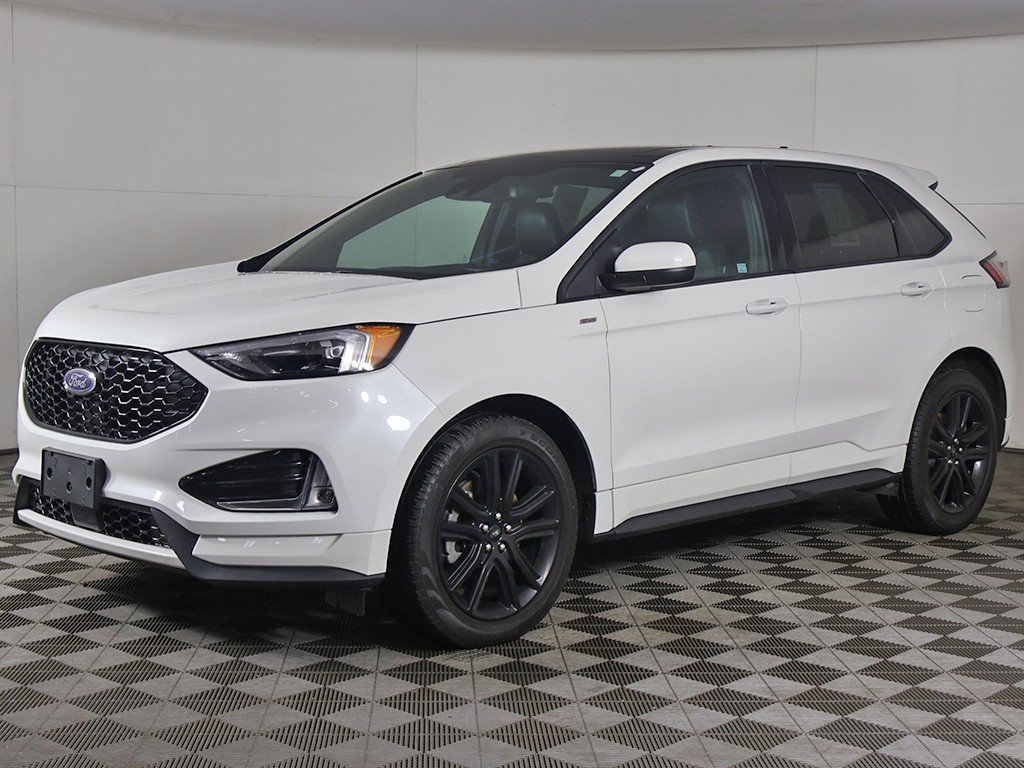 Used 2022 Ford Edge ST-Line w/ Class II Trailer Tow Package image 7