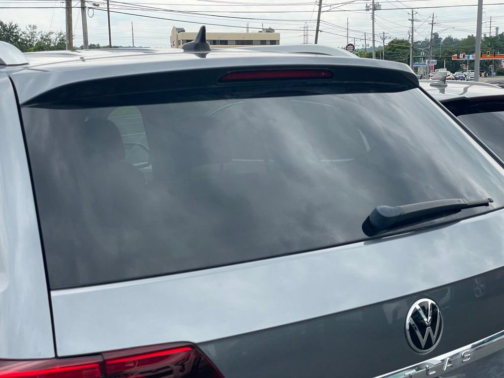 Certified 2023 Volkswagen Atlas SEL AWD/4WD image 16