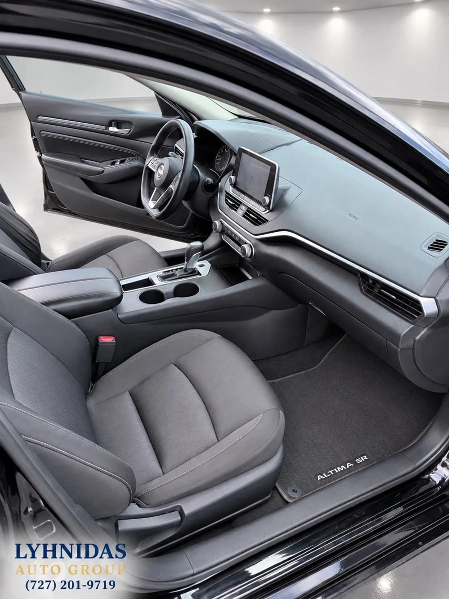 Used 2020 Nissan Altima 2.5 S FWD image 9