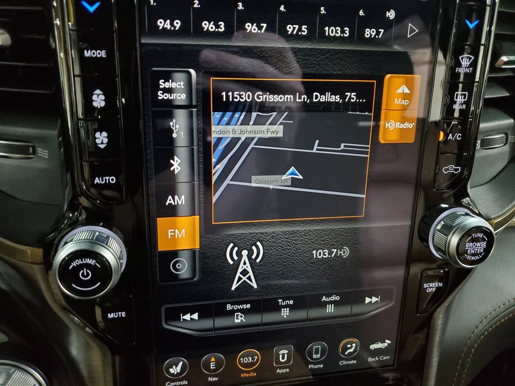 Used 2019 RAM 1500 Limited RWD image 35