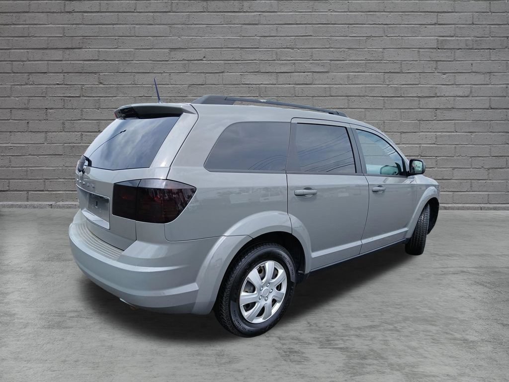 Used 2019 Dodge Journey SE FWD image 5