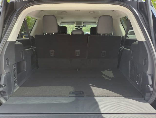New 2026 Ford Expedition Max Active RWD image 12
