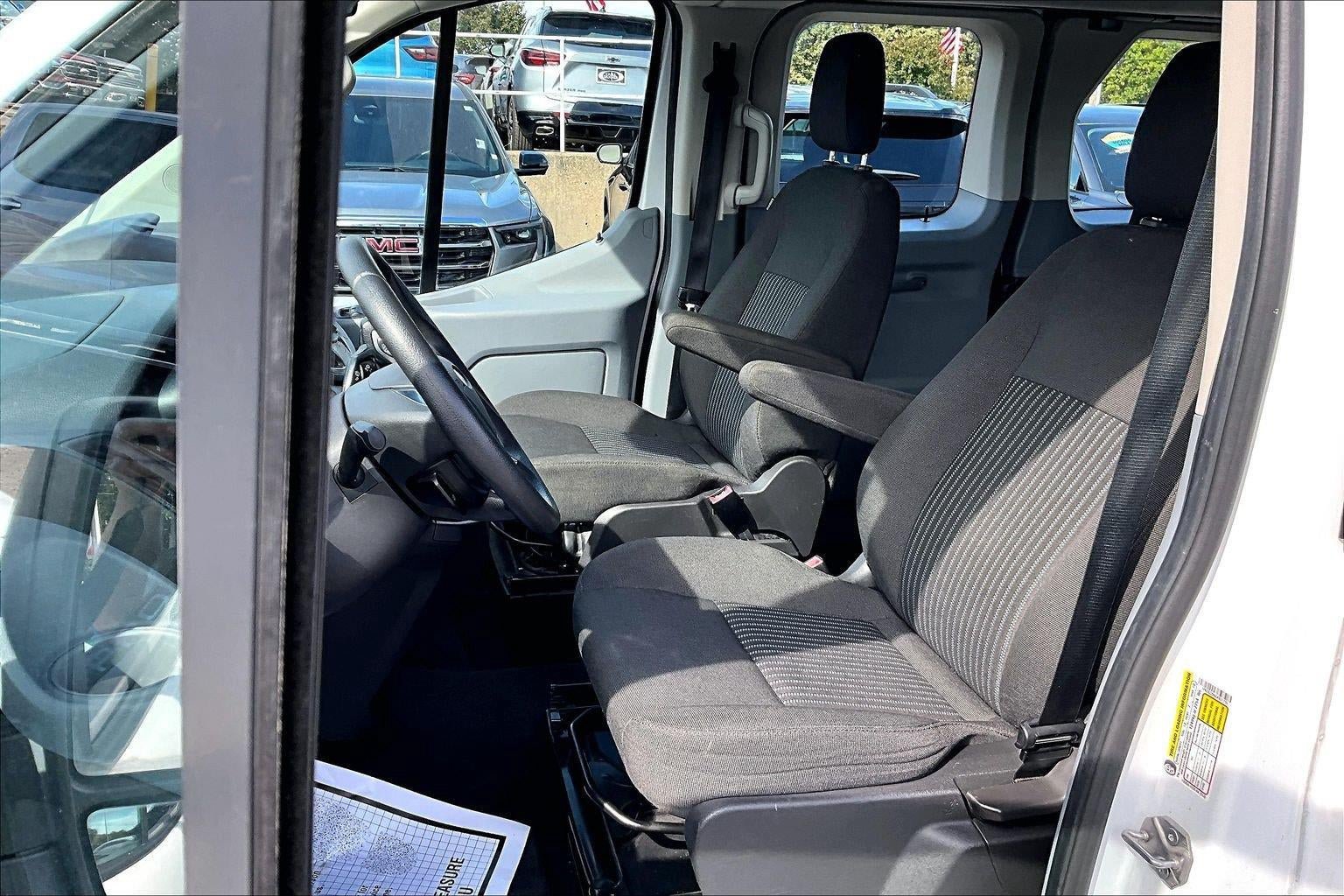 Used 2016 Ford Transit 350 XLT RWD image 21