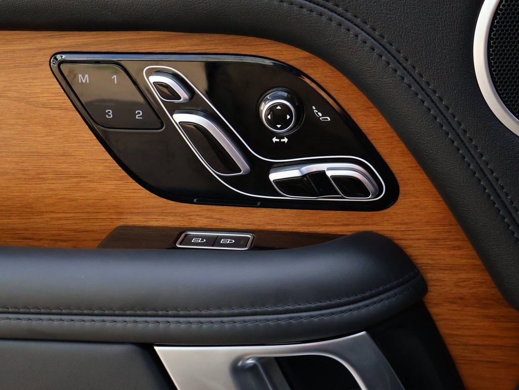 Used 2022 Land Rover Range Rover Westminster Edition image 54