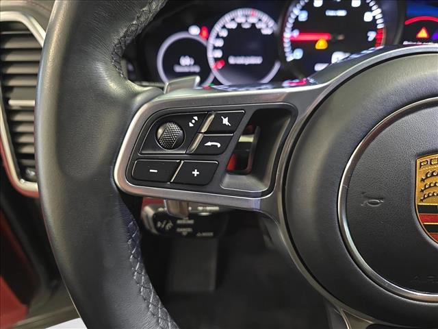 Used 2022 Porsche Cayenne S image 18