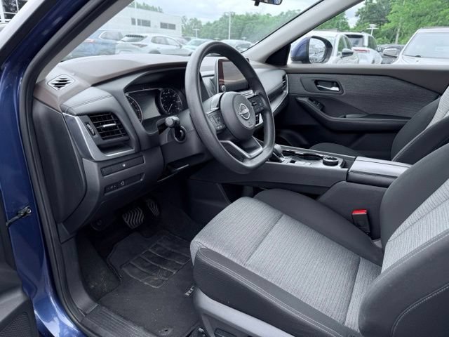 Used 2023 Nissan Rogue SV AWD/4WD image 17