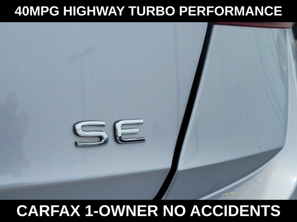 Used 2024 Volkswagen Jetta SE FWD image 5