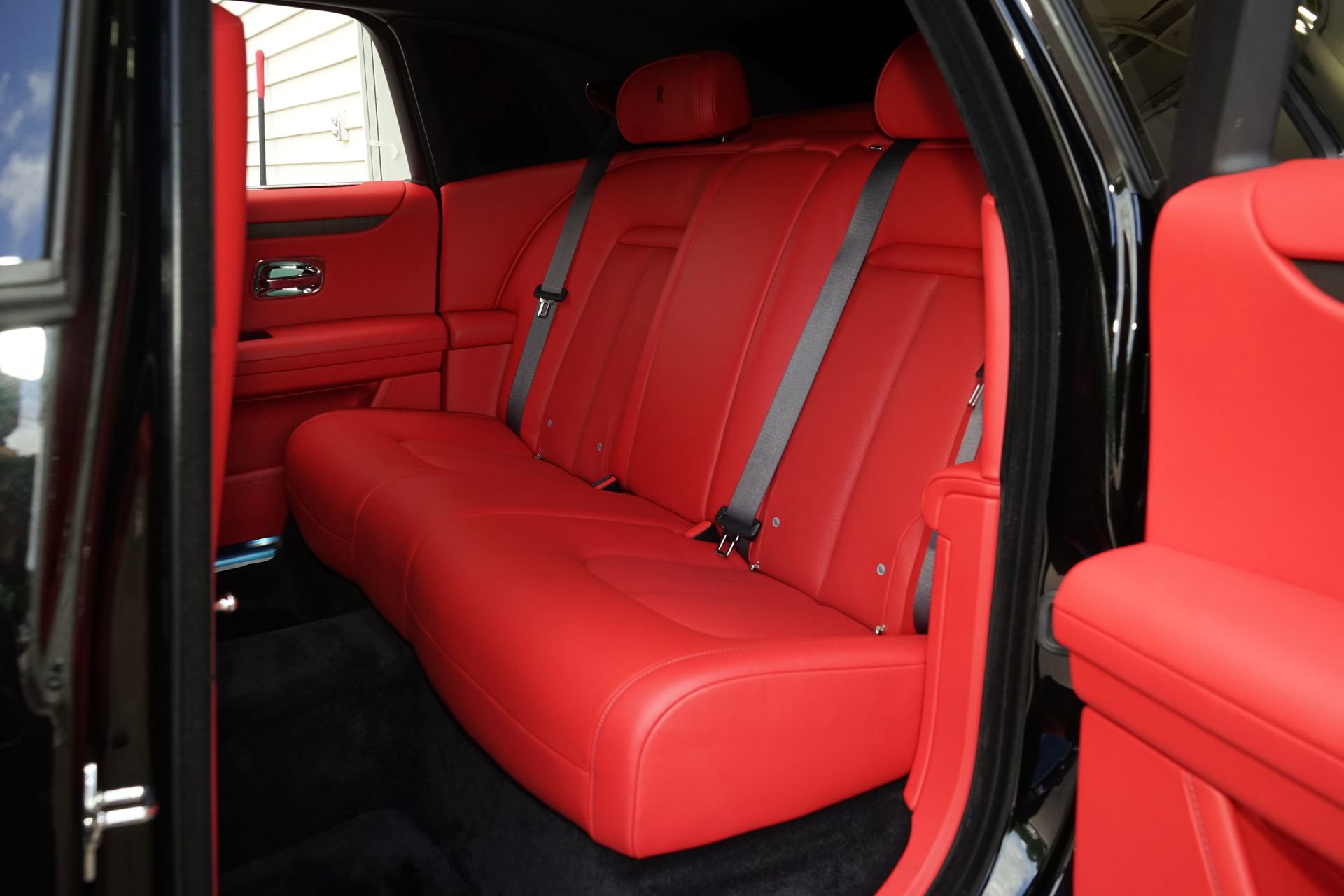 Used 2025 Rolls-Royce Ghost image 19