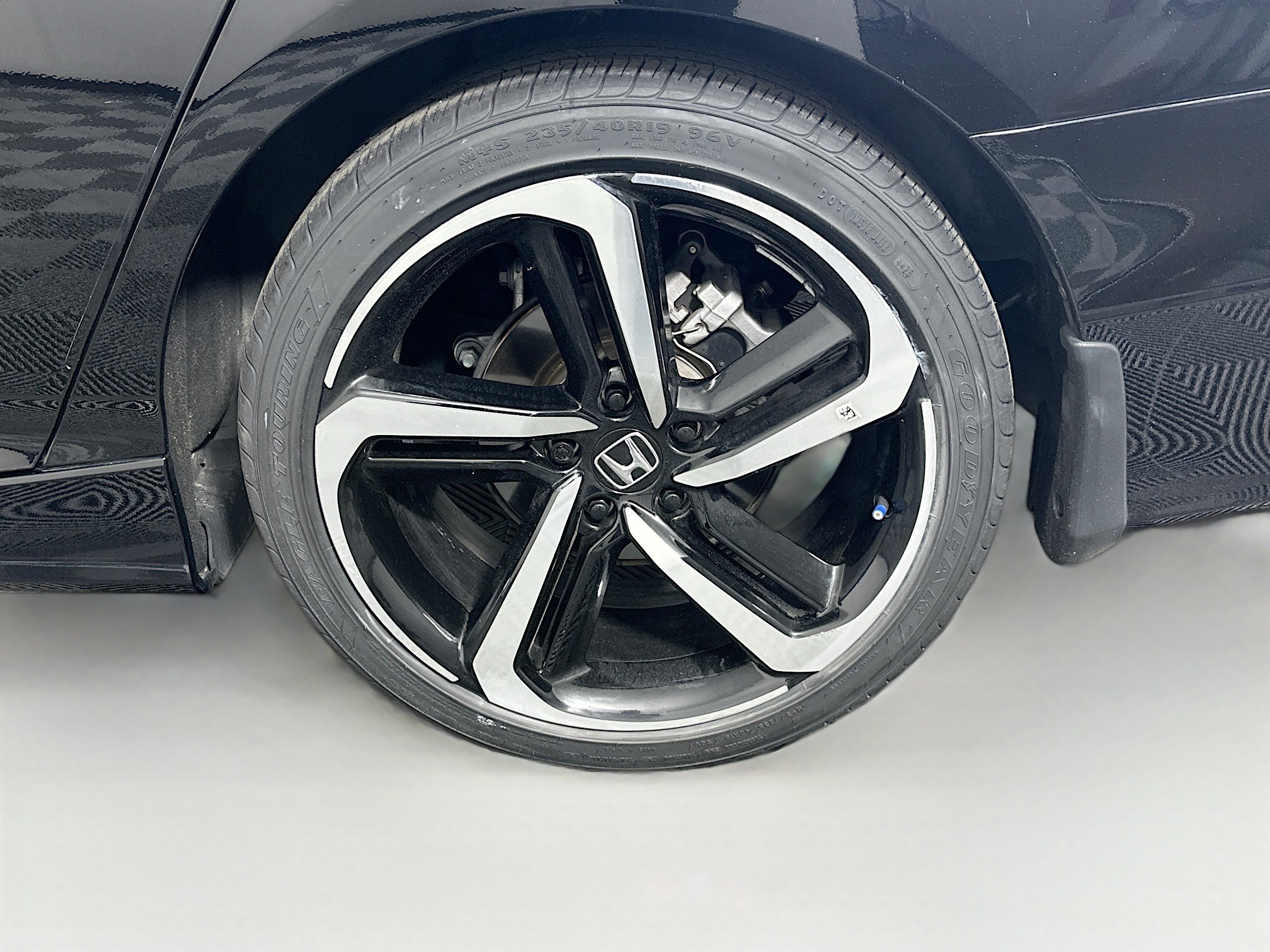 Used 2022 Honda Accord Sport image 11