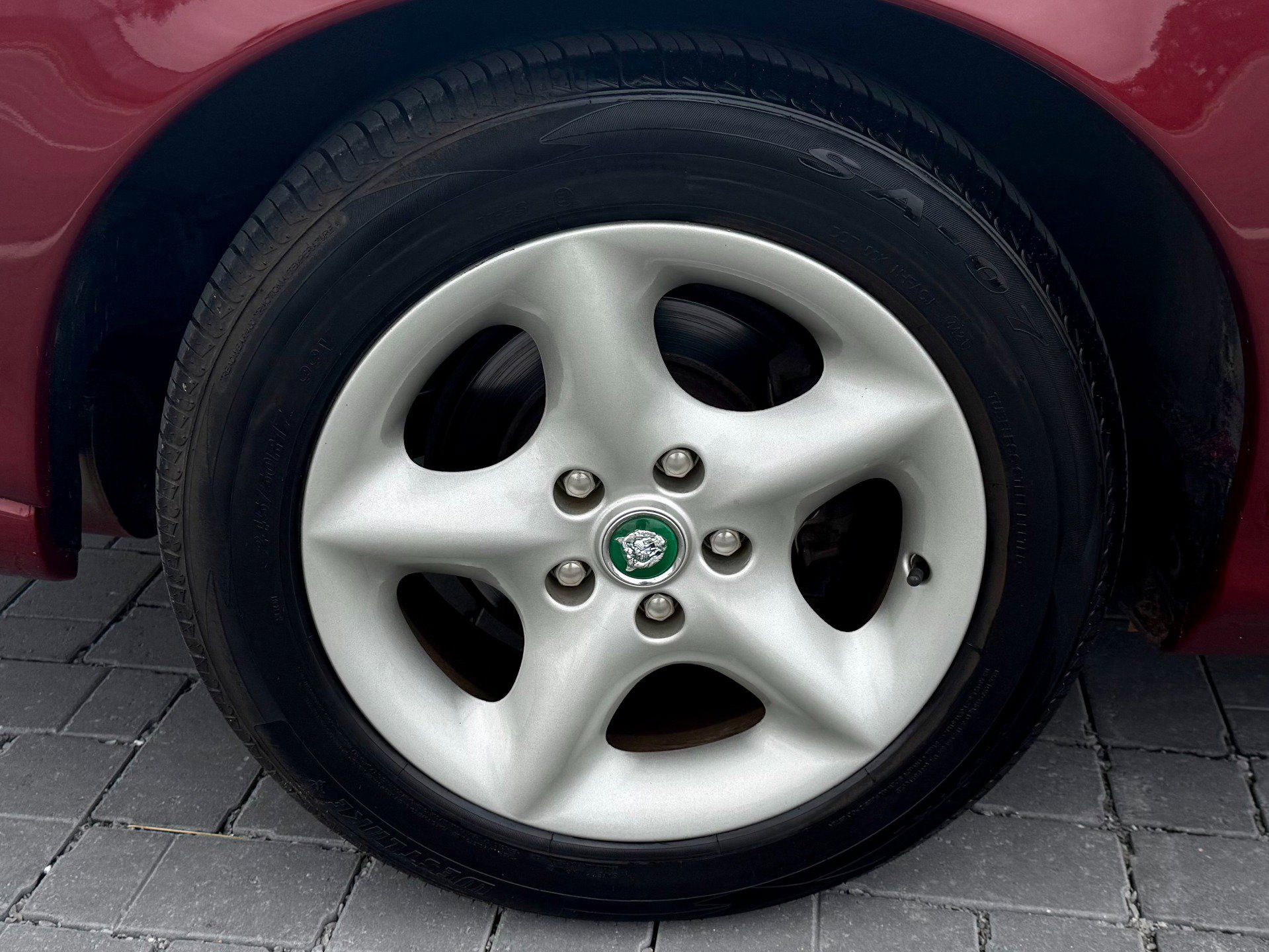Used 1997 Jaguar XK8 Convertible RWD image 40