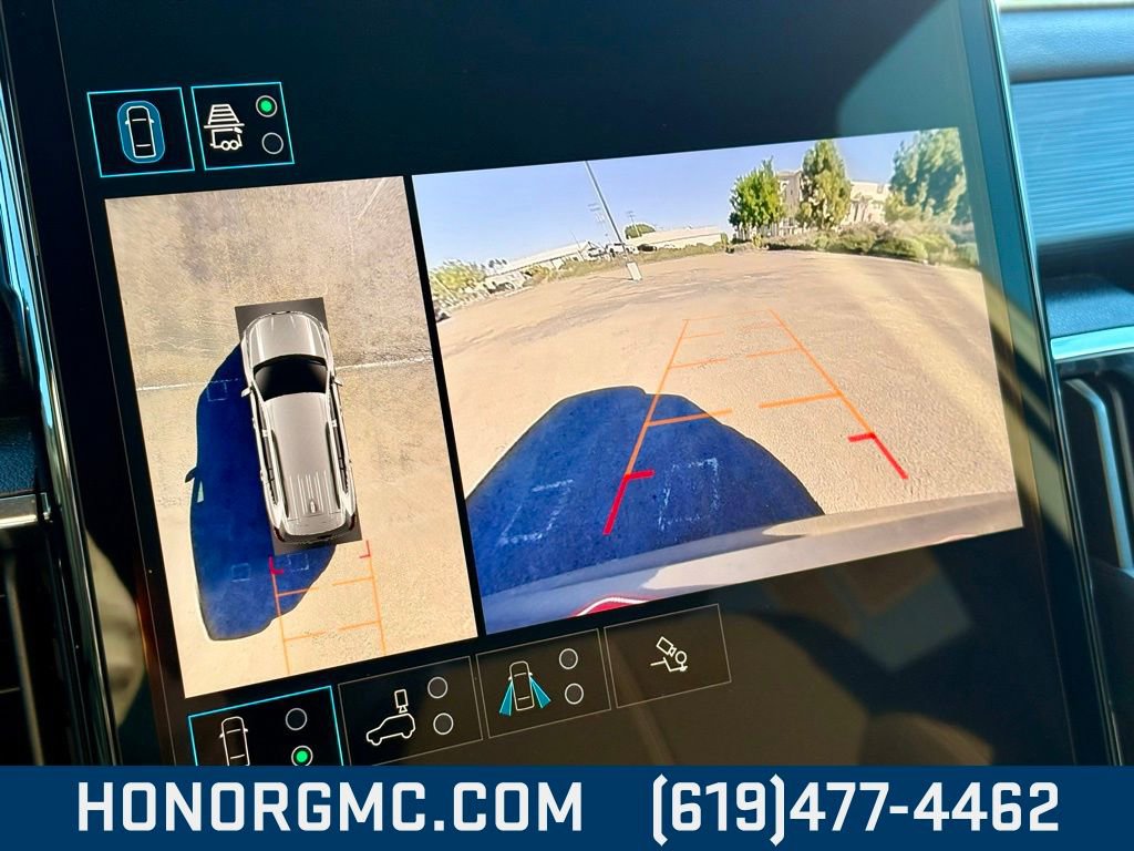 Used 2025 GMC Acadia Elevation image 32