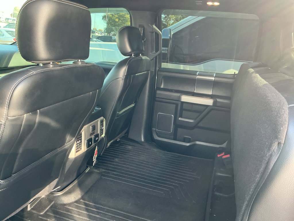 Used 2019 Ford F150 Lariat w/ Equipment Group 502A Luxury AWD/4WD image 14