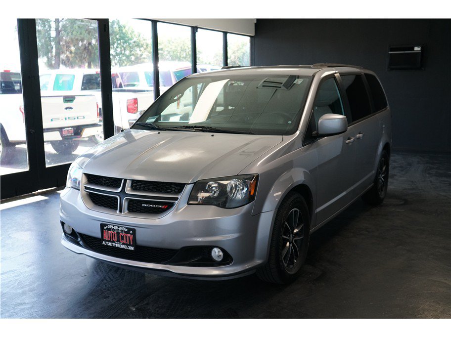 Used 2018 Dodge Grand Caravan GT FWD image 3