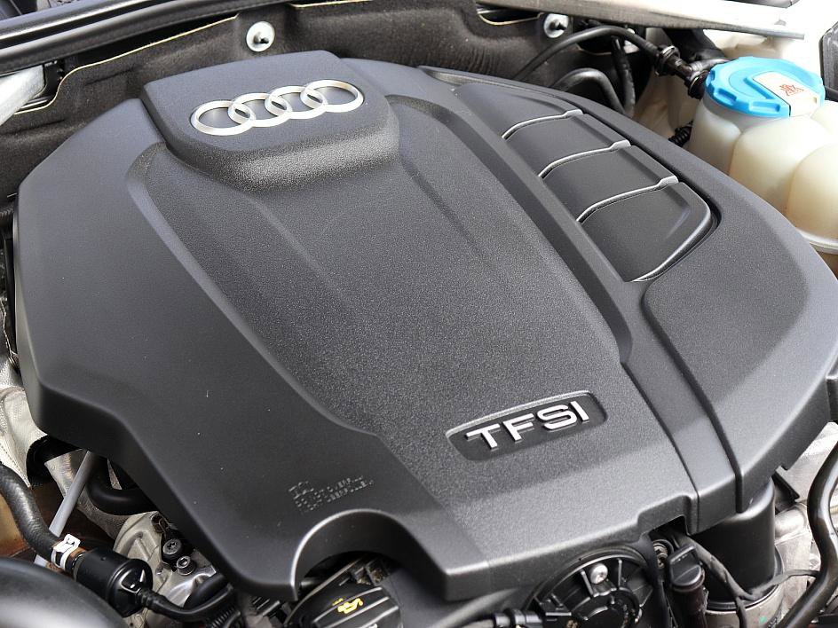 Used 2018 Audi A4 2.0T Ultra Premium Plus w/ Premium Plus Package image 44