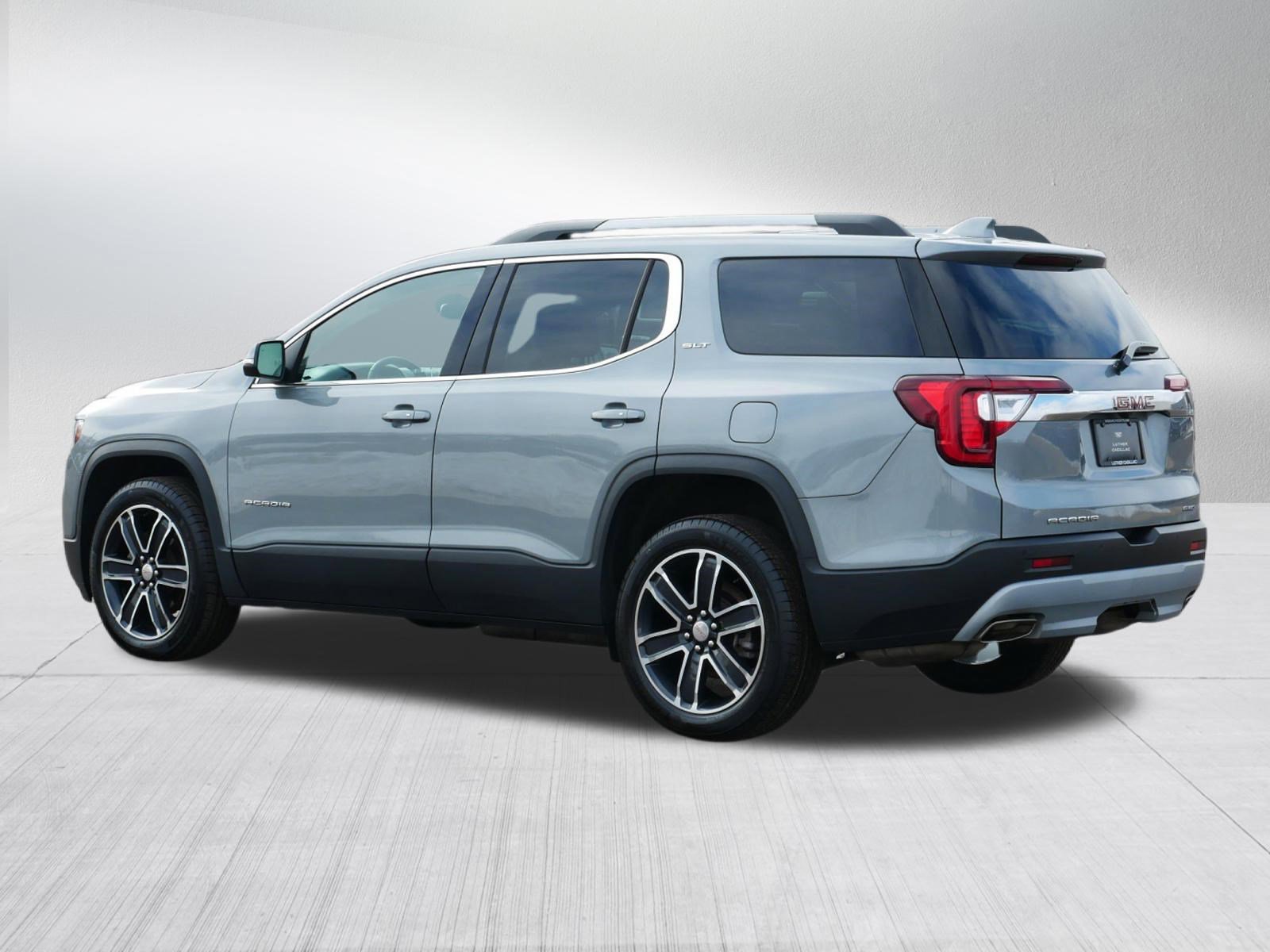 Used 2023 GMC Acadia SLT w/ Preferred Package image 5