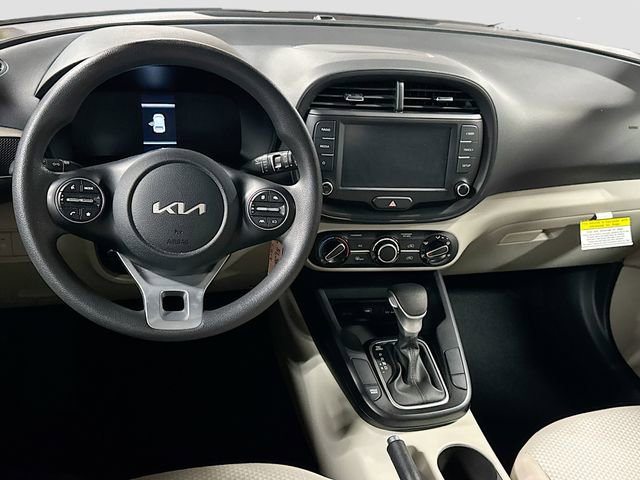 Used 2023 Kia Soul LX FWD image 19