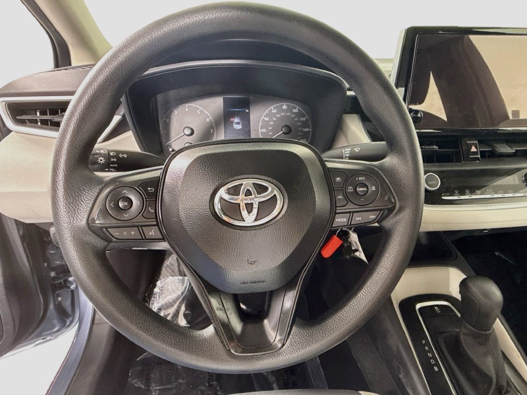Used 2024 Toyota Corolla LE FWD image 12