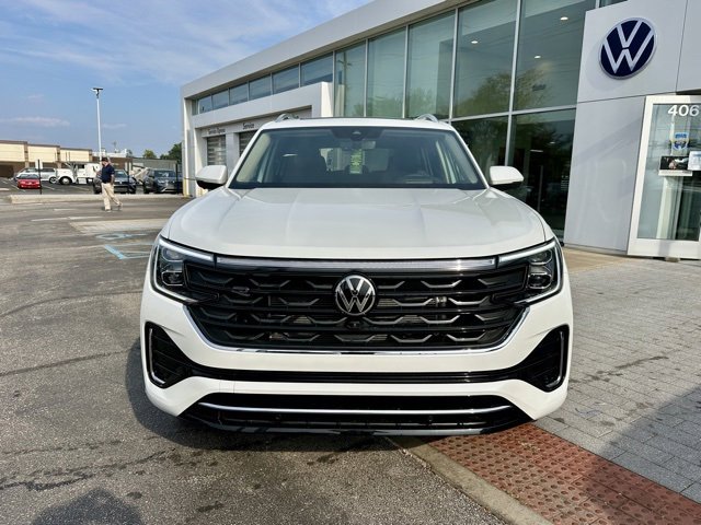 New 2026 Volkswagen Atlas SEL Premium R-Line image 2
