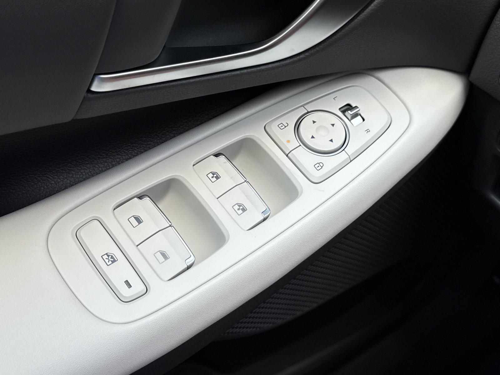 New 2026 Hyundai Sonata SEL FWD image 15