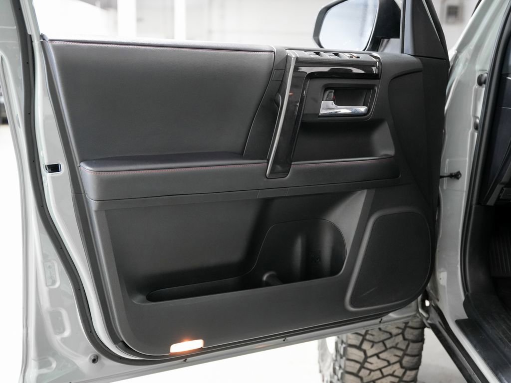 Used 2021 Toyota 4Runner TRD Pro AWD/4WD image 31