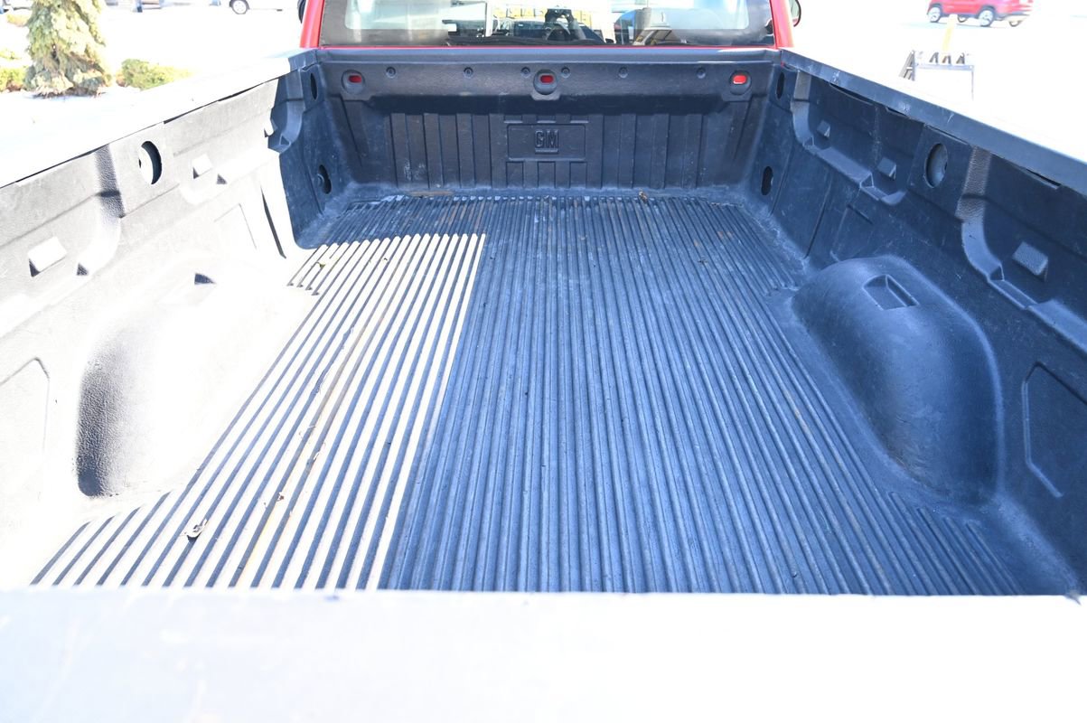 Used 2014 Chevrolet Silverado 2500 W/T w/ Snow Plow Prep Package image 14