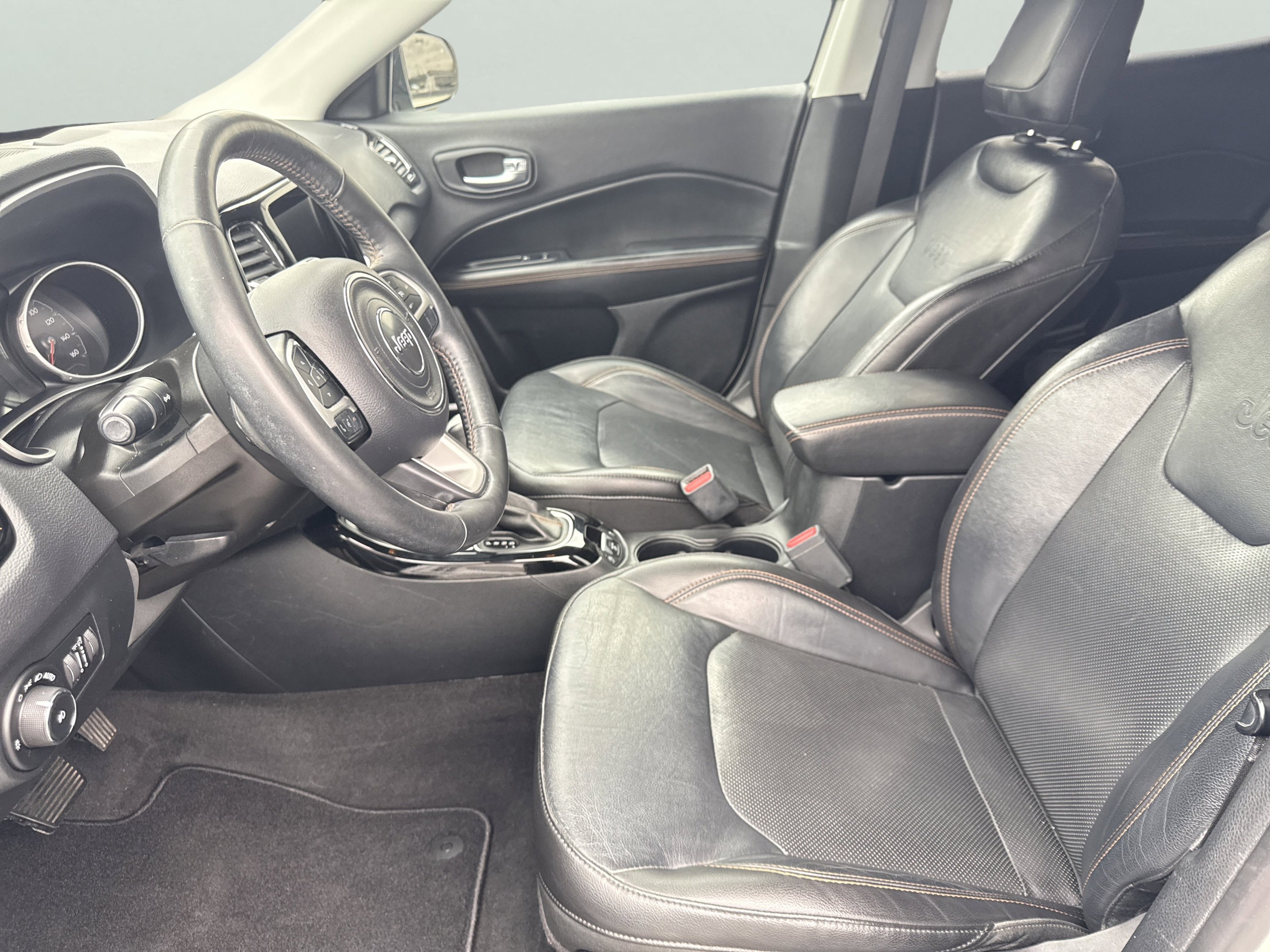 Used 2018 Jeep Compass Limited w/ Navigation Group image 15