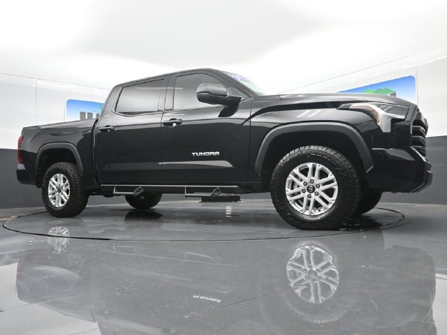 Used 2025 Toyota Tundra SR5 AWD/4WD image 20